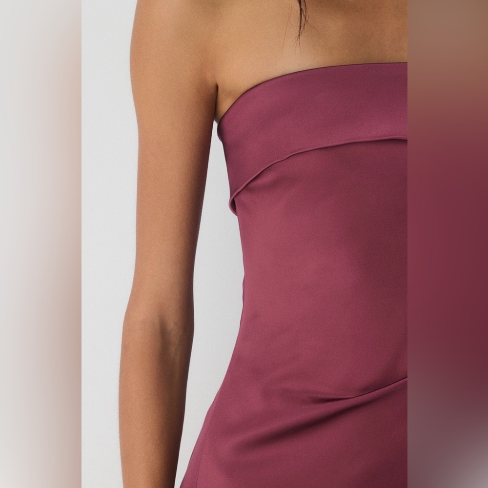 Aritzia - Exclusive Satin Dress (Opera Rose color) - Picture 4 of 6